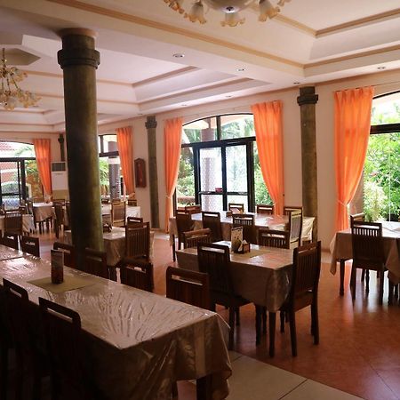 Jannah Glycel Beach House Hotel Guimaras Buitenkant foto