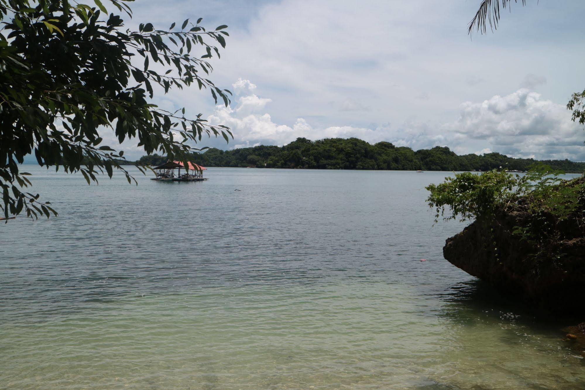 Jannah Glycel Beach House Hotel Guimaras Buitenkant foto