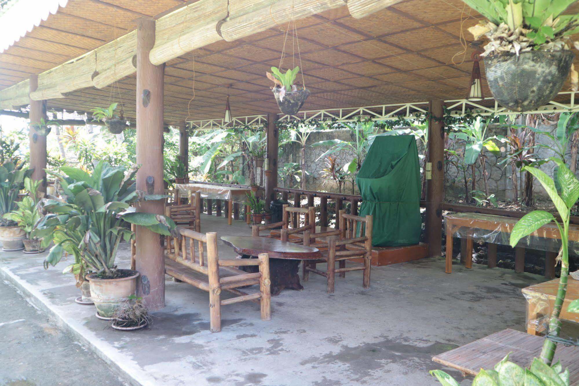 Jannah Glycel Beach House Hotel Guimaras Buitenkant foto