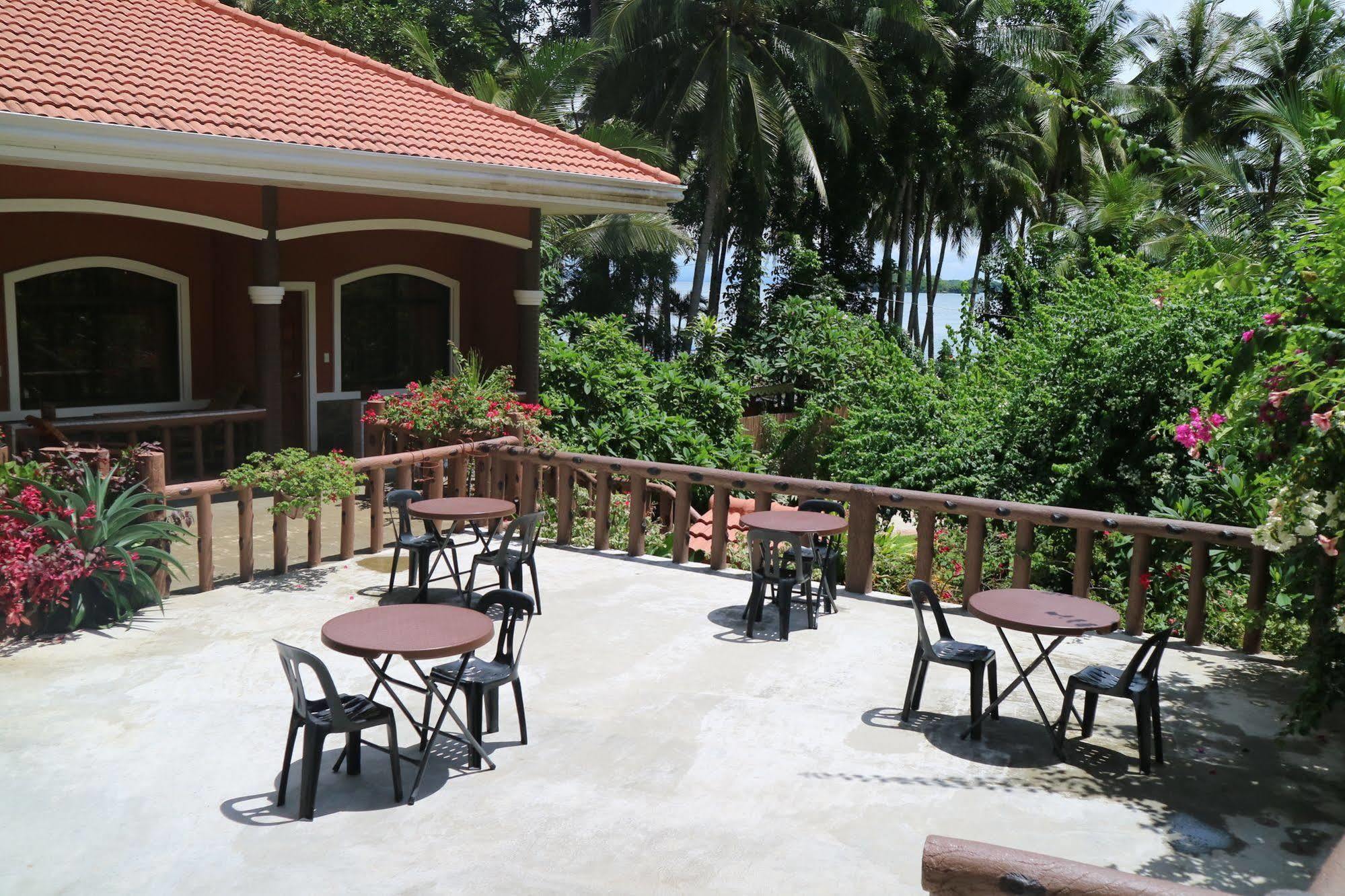Jannah Glycel Beach House Hotel Guimaras Buitenkant foto